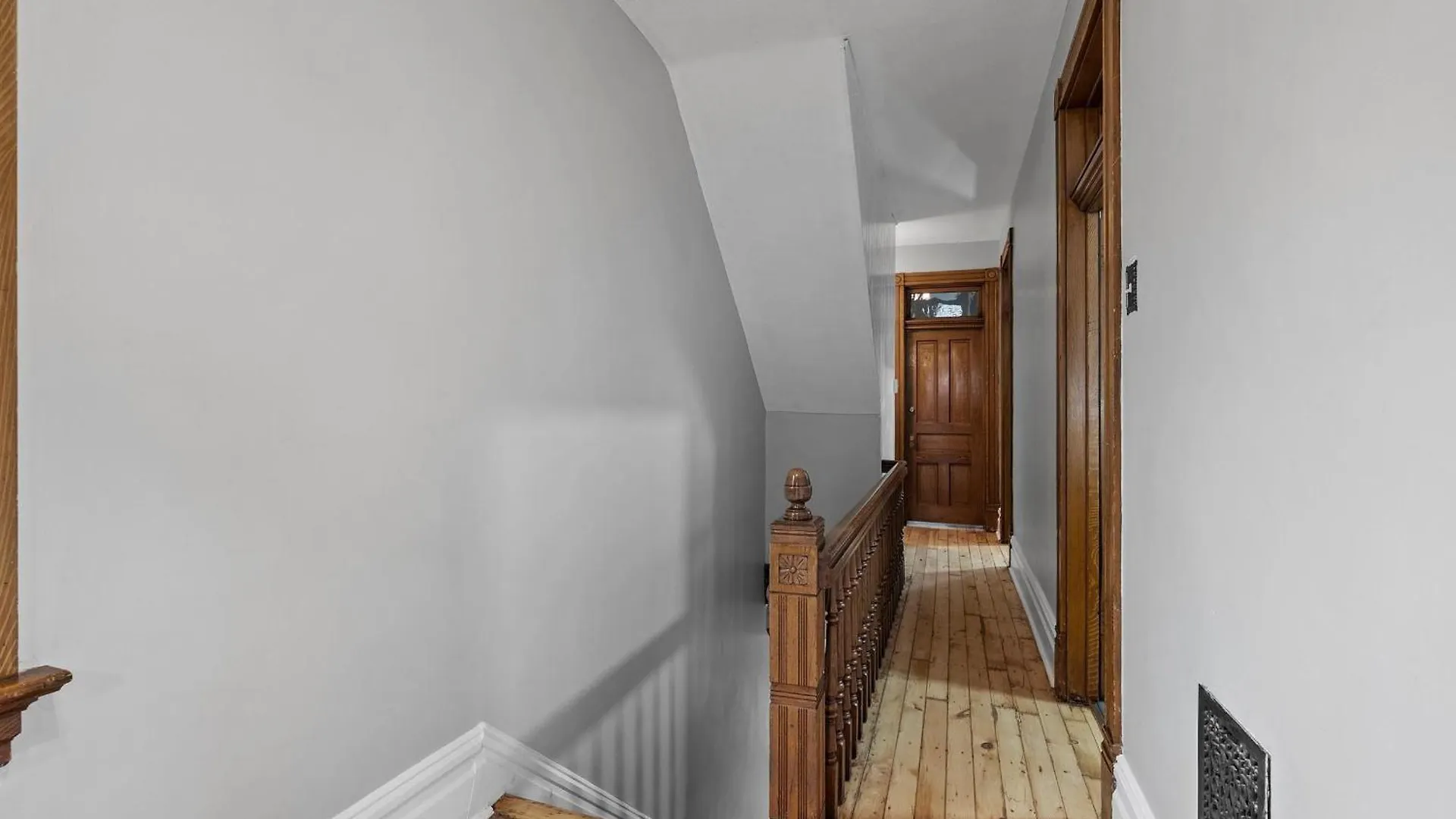 Oakland, Pittsburgh !D Modern And Stylish Private Bedroom With Shared Bathroom